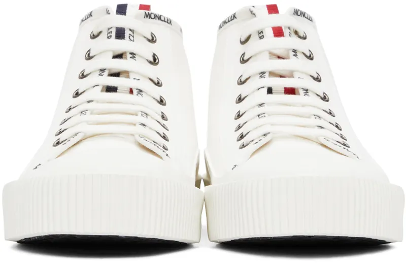 Moncler White Lissex (4M739 – 40 – 02SSA)