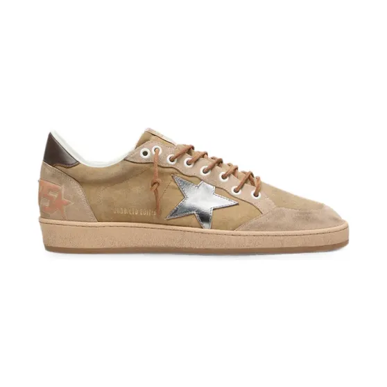 Golden Goose Ball Star mit Stern aus cremefarbenem Leder und Einsätzen aus braunem gewachstem Leder aus Wolle Nude (GMF00913F008622)