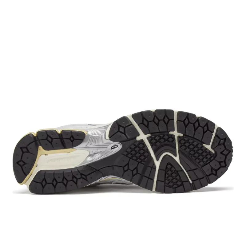 New Balance 860v2 Thisisneverthat White (ML860TW2)