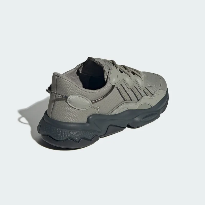 Adidas OZWEEGO Silver Pebble / Carbon / Royal Blue (JI2641)
