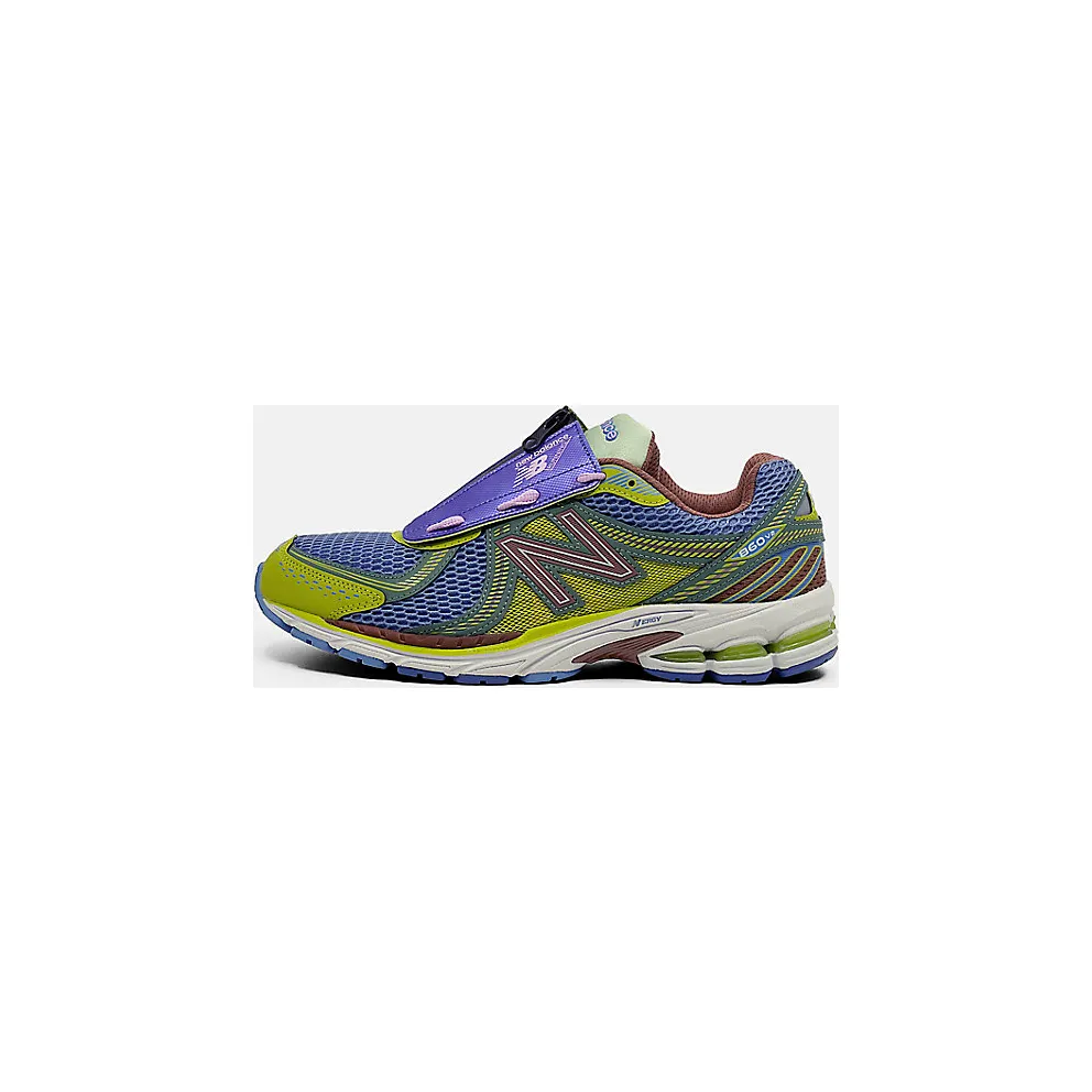 New Balance 860v2 Up There 2000’s Tropes (ML860UP2)
