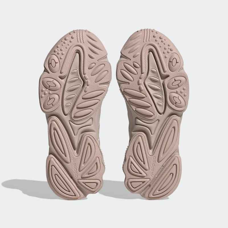 Adidas OZWEEGO Wonder Taupe / Wonder Taupe / Cloud White (HQ1621)