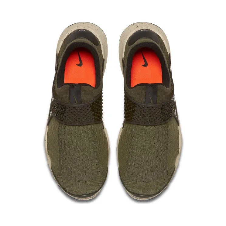 nike-sock-dart 819686-300