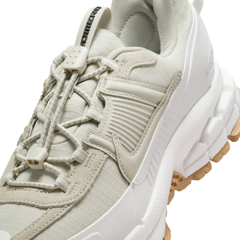 Nike Zoom Vomero 5 Roam “Sail Light Stone Gum” (HQ2181-100)