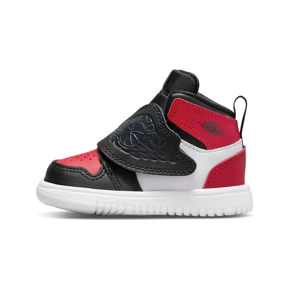 Sky Jordan 1 Schwarz (BQ7196-016)