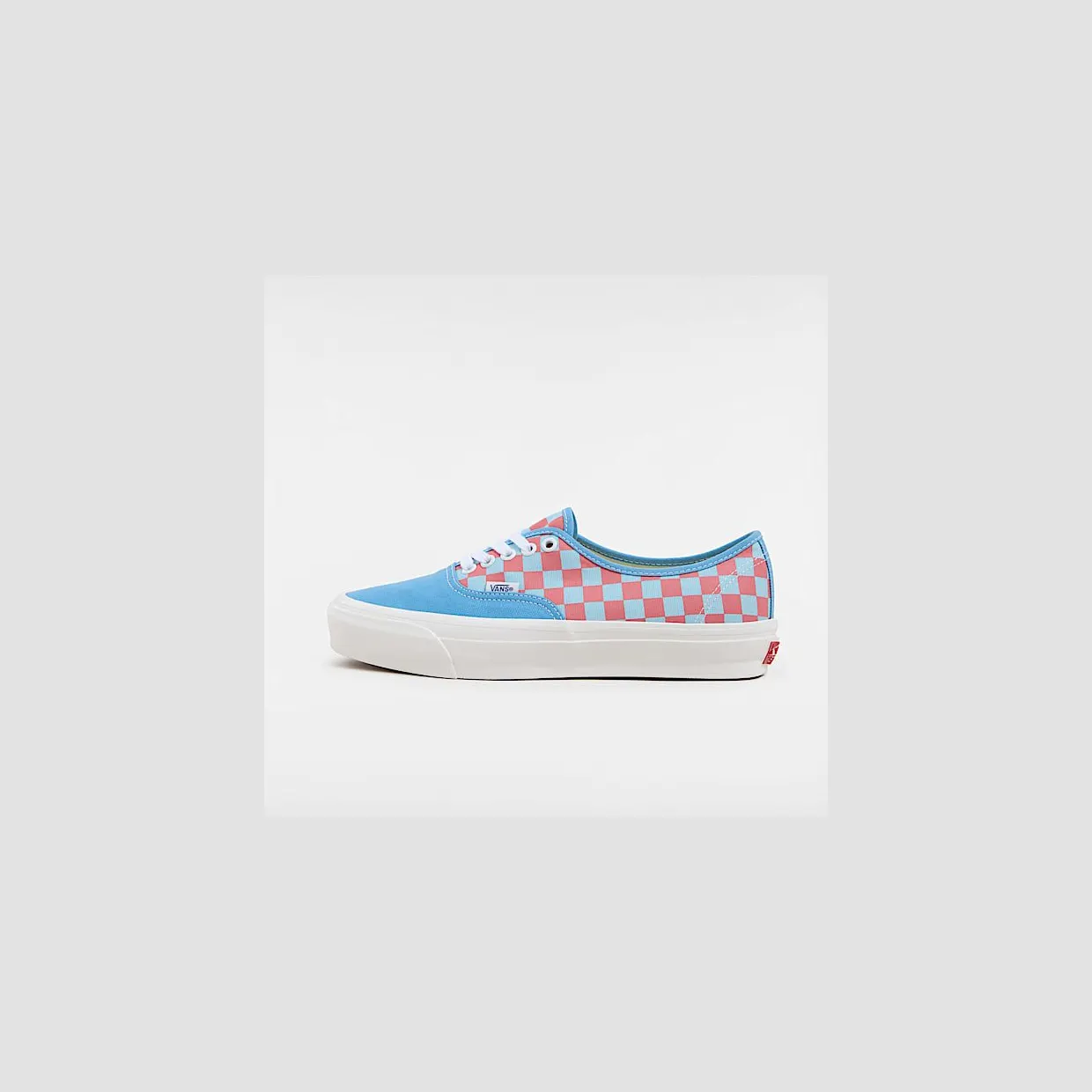 vans-checkerboard VN000EBNE2W
