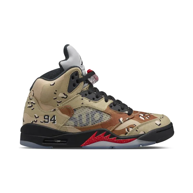 Supreme x Air Jordan 5 Retro ‘Desert Camo’ Chips Camo/Black-Fire Red (824371-201)