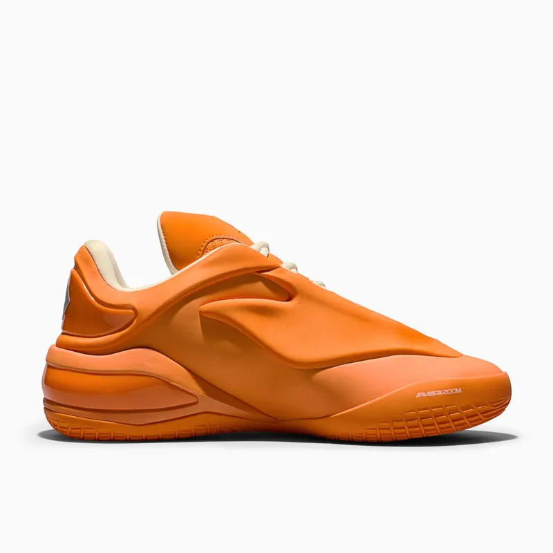 Converse zet alles op Shai: de SHAI 001 “Flare” druipt van het OKC-oranje