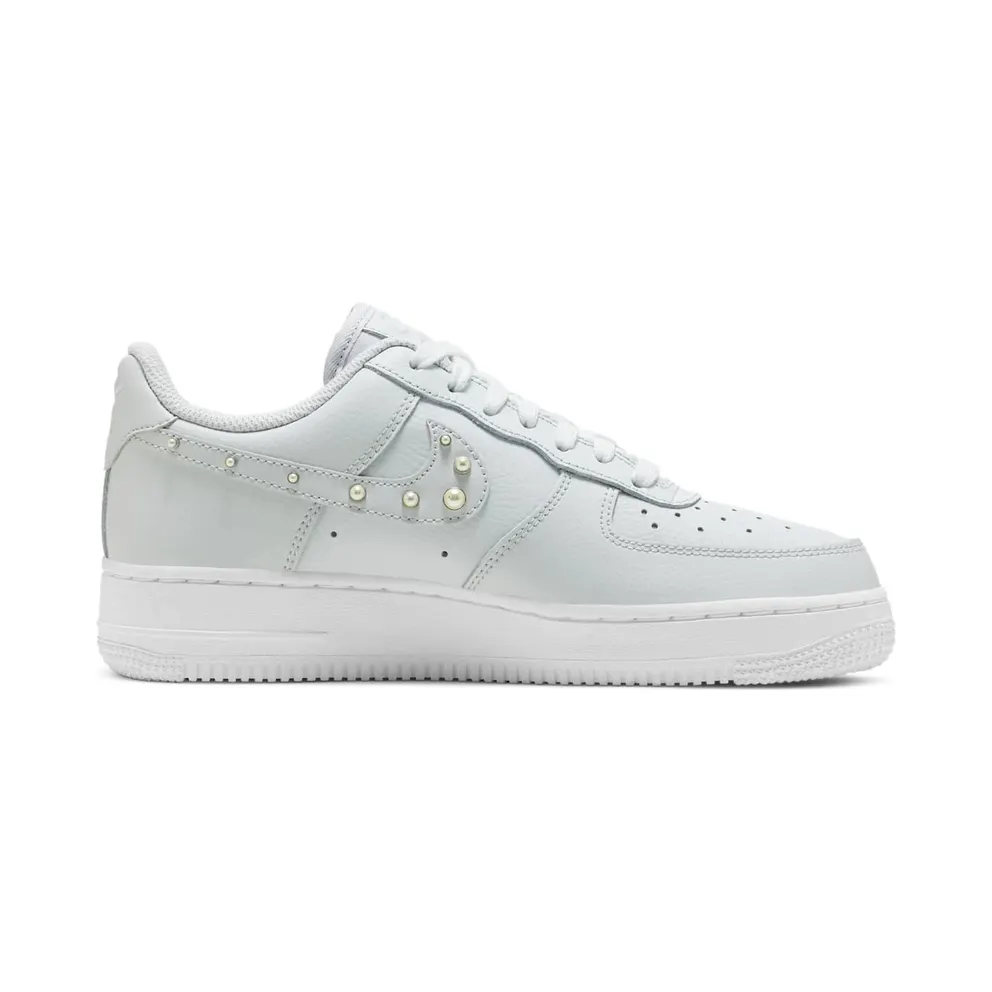 Nike Air Force 1 Low ’07 SE TRND Pearl Swoosh Pure Platinum (DV3810-001)