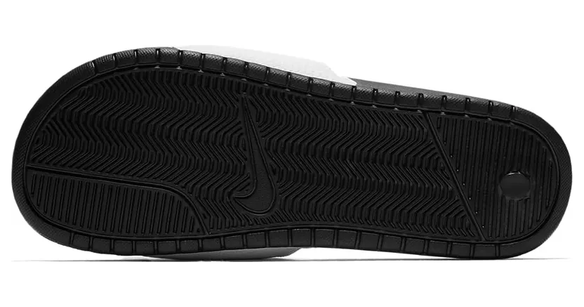 nike-benassi AO2805-001