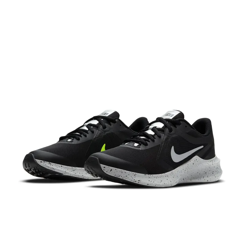 Nike Downshifter 10 VIZ Older Kids’ Running Black (CT3876-001)