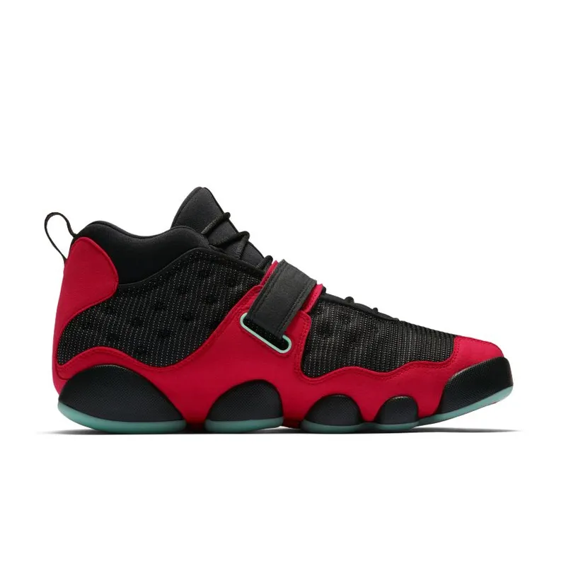 Jordan Air Black Cat Bred Black/Black-University Red-Emerald Rise (AR0772-006)