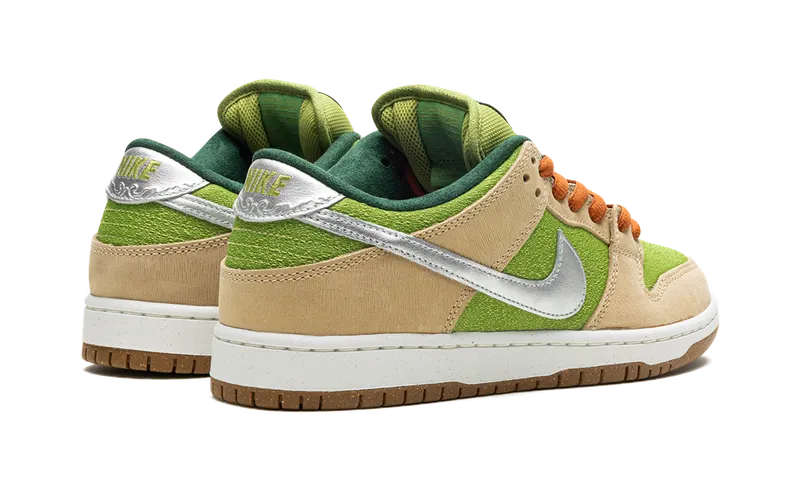 Nike SB Dunk Low “Escargot” (FQ7585-200)