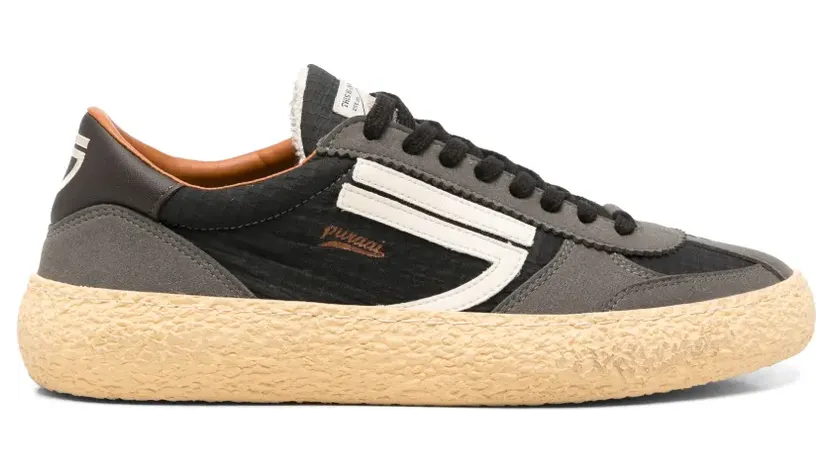 Puraai Daiquiri laqce-up sneakers – Zwart (PU101V078)