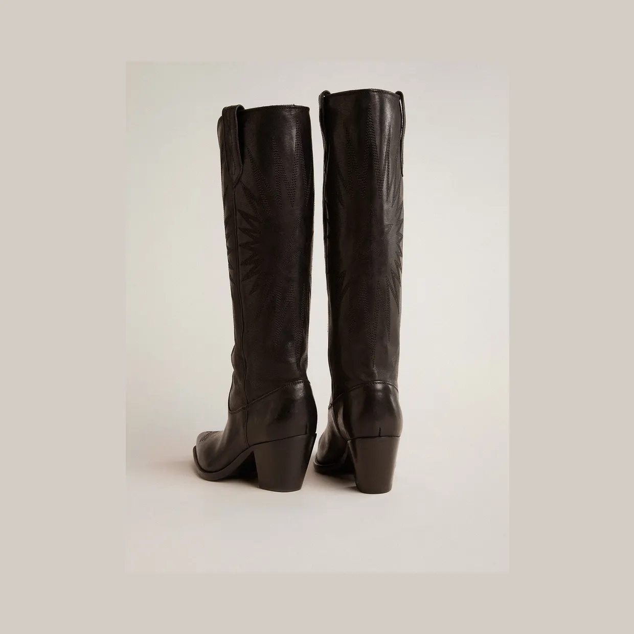 Golden Goose Wish Star Boots In Black Leather With Star Embroidery (GWF00779.F006289.90100) (5)