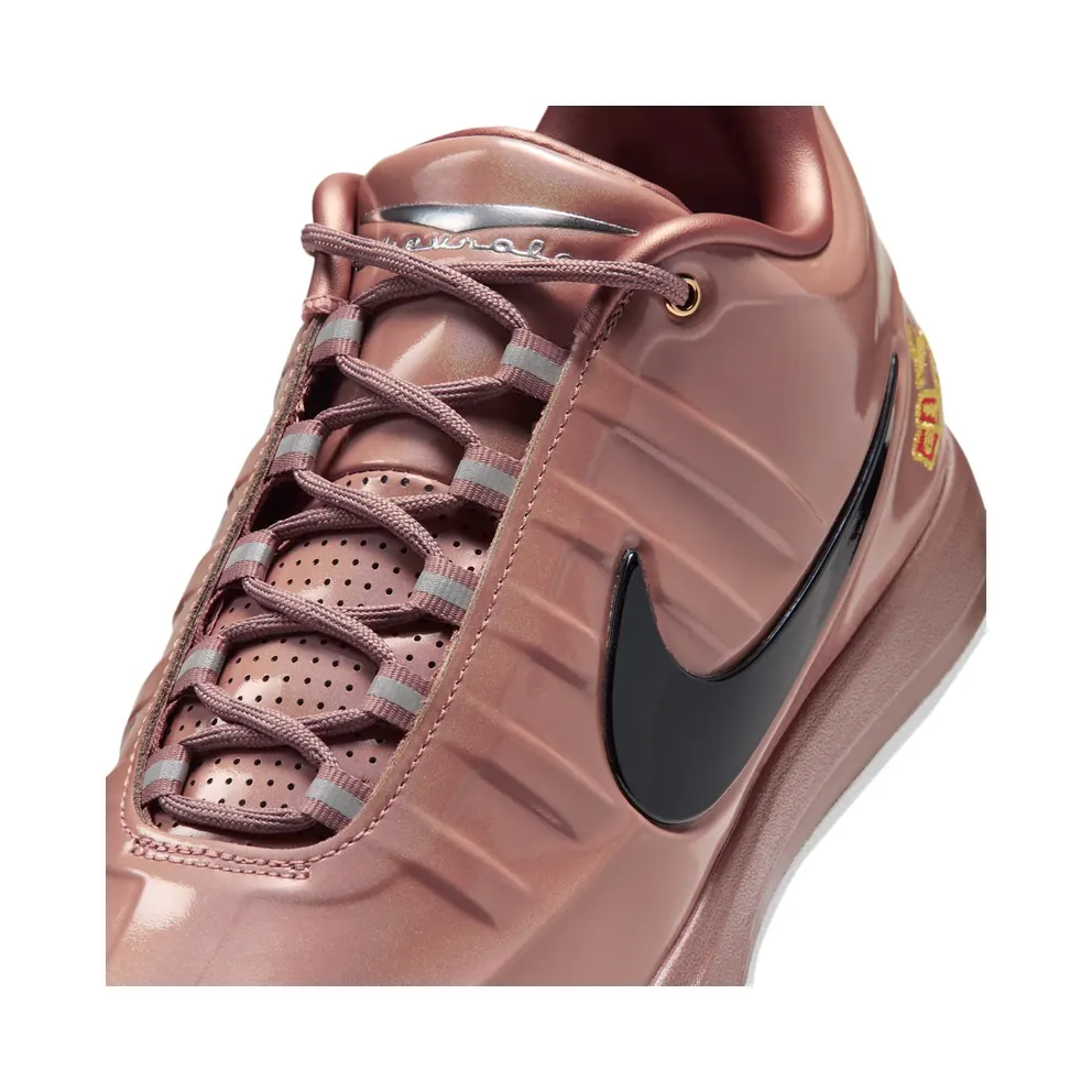 Chevrolet x Nike Book 2 – Sanddrift “Metallic Red Bronze / Sail / Metallic Silver / Black” (IO9841-900)