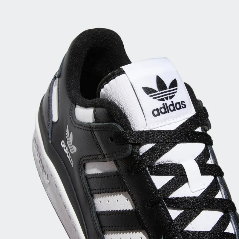 Adidas Forum Low Core Black / Cloud White / Core Black (HQ1494)