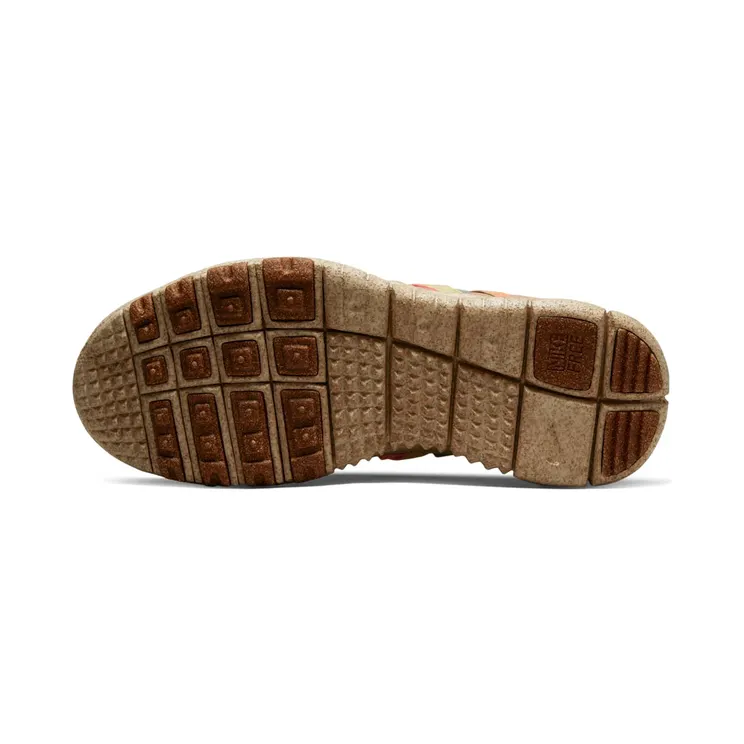 nike-free DQ7605-200