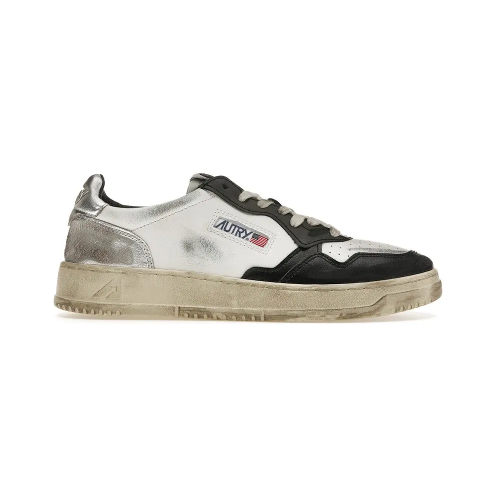 Autry Medalist Leather Low Distressed White Black Silver (AVLM-SV11)