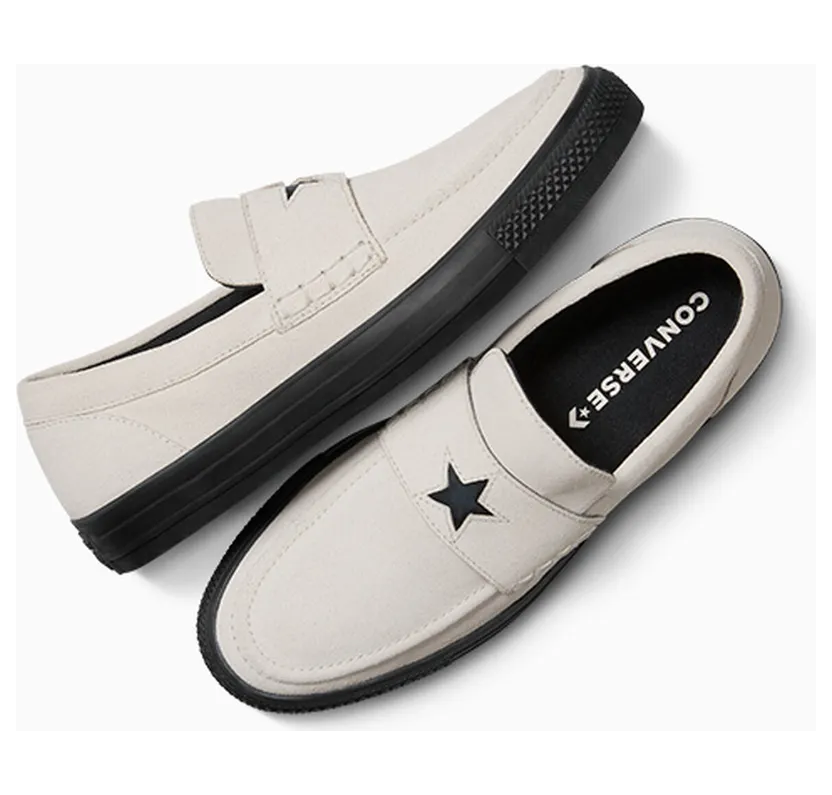 converse-chuck-taylor-all-star A15020C