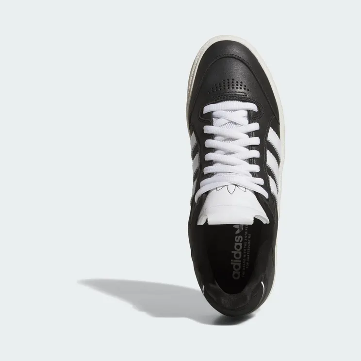 adidas-tyshawn JQ1137