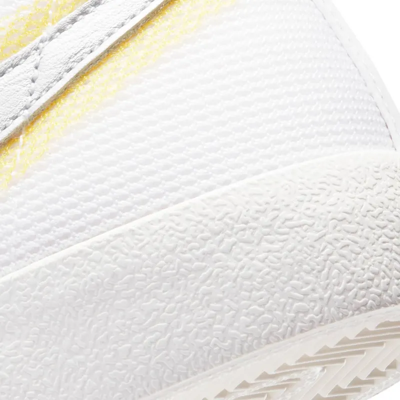 nike-blazer CZ8105-100