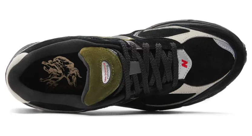 new-balance-2002r ML2002R9