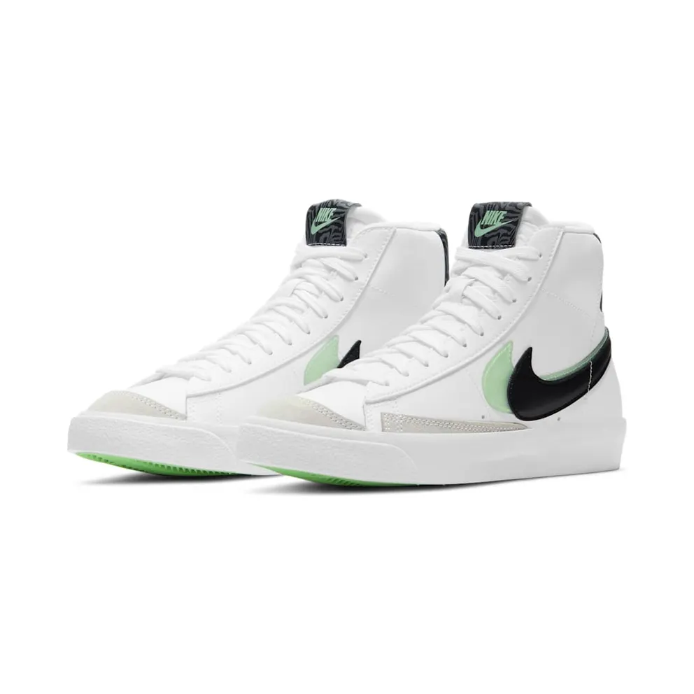 Nike Blazer Mid’ 77 SE Older Kids’ White (DD1847-100)