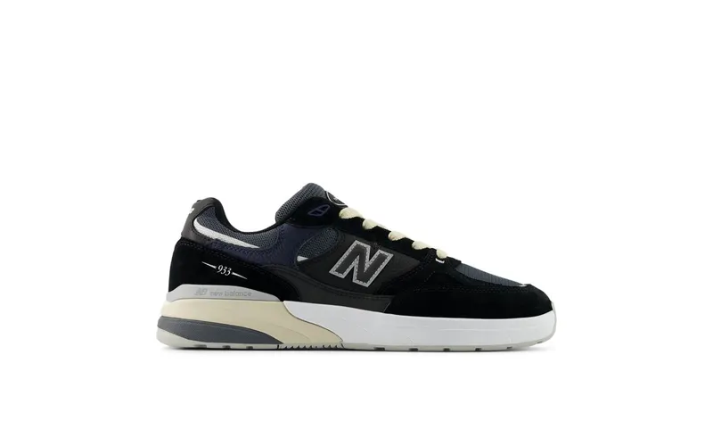 New Balance x Andrew Reynolds Numeric 933 Black Eclipse (UN933BNT)