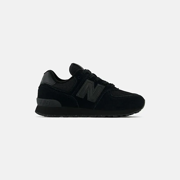 New Balance 574 Core Black (PC574EVE)