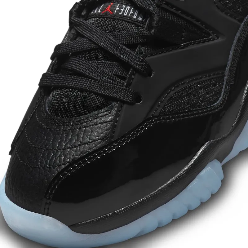 Jumpman Two Trey Older Kids’ Black (DQ8431-003)