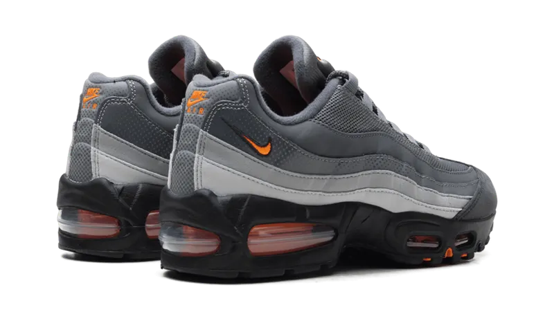Nike Air Max 95 “Big Bubble Black Total Orange” (IV5767-002)