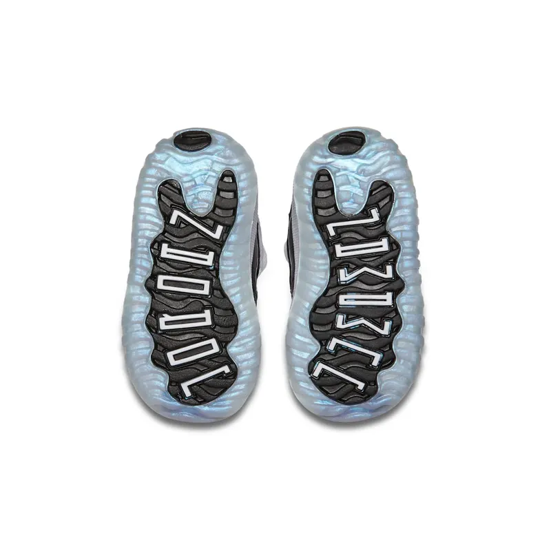 Jordan 11 Retro Low Iridescent (TD) White/Black-Emerald Rise (505836-145)
