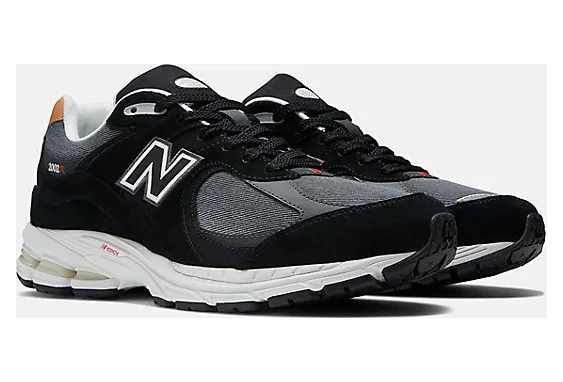 new-balance-2002r M2002REB