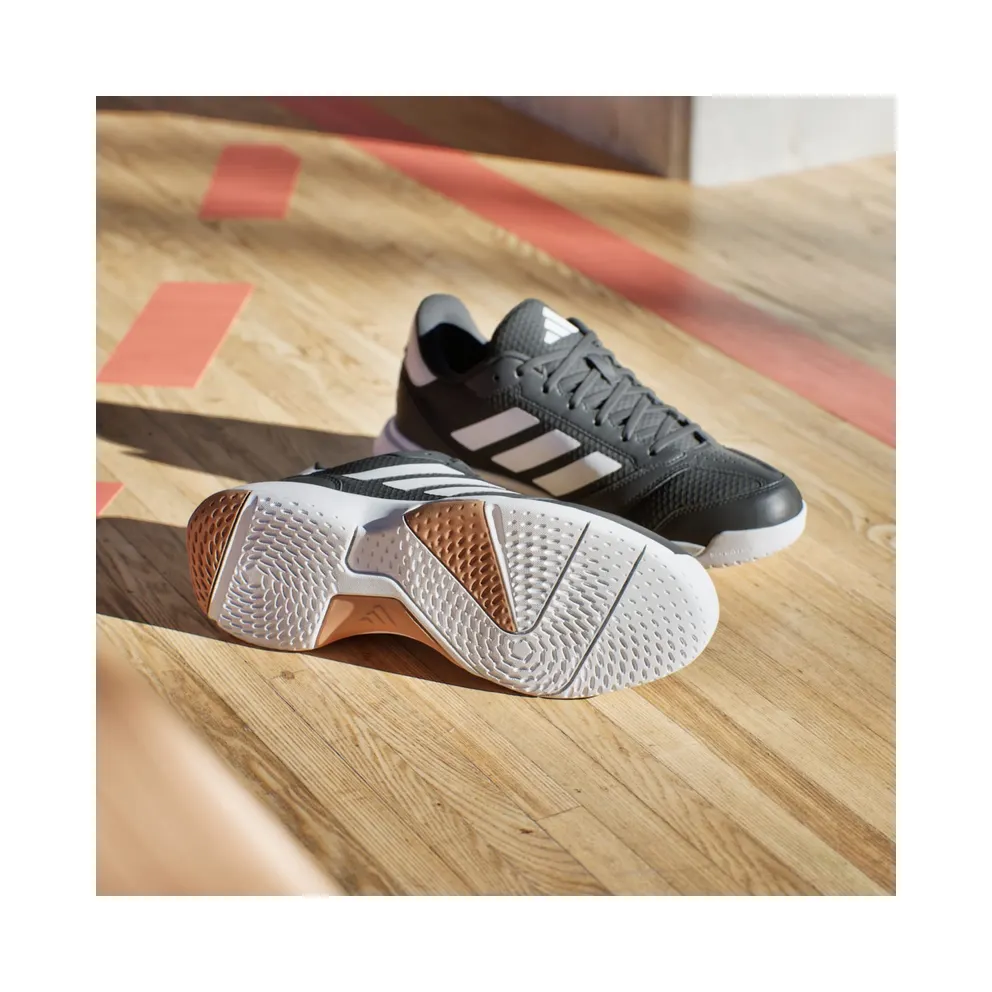 Adidas Ligra 8 Indoor Core Black / Cloud White / Cloud White (IH0526)