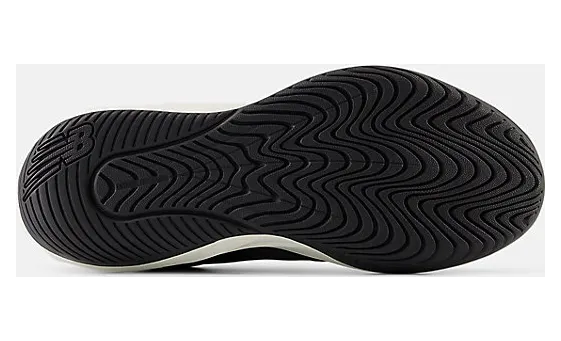 new-balance-fuelcell MCH796B4