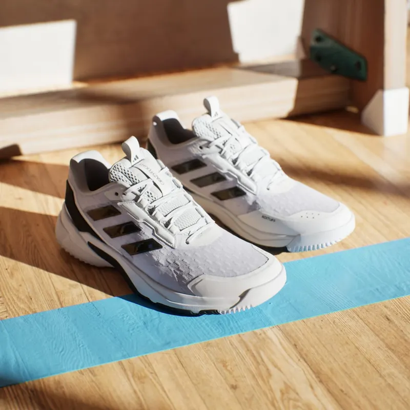 Adidas Crazyflight 6 Indoor Cloud White / Core Black / Cloud White (KJ1556)