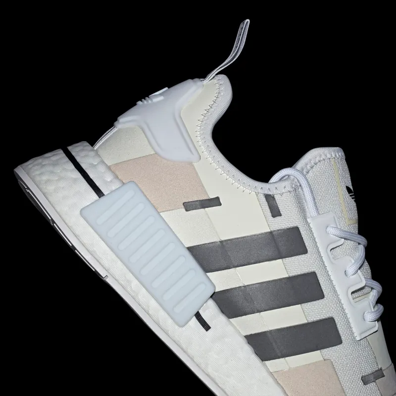 Adidas NMD_R1 Cloud White / Core White / Cloud White (GZ7947)