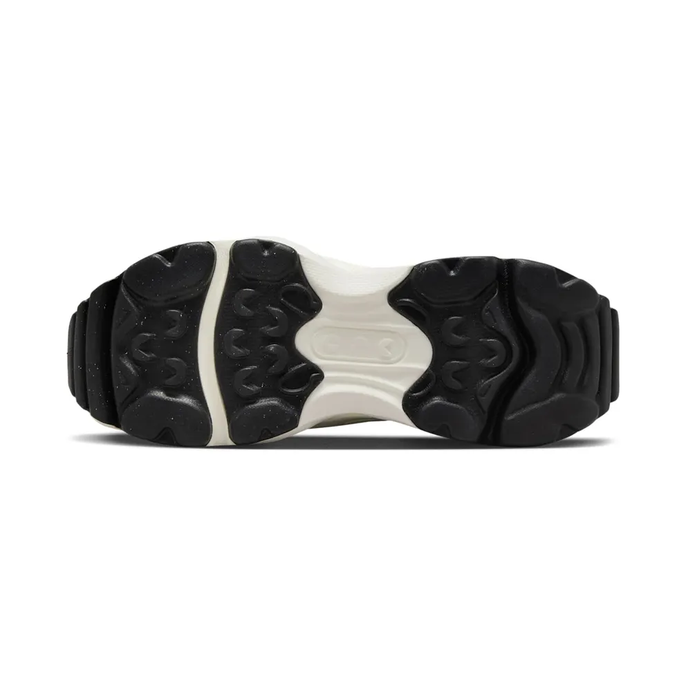 Nike Air Max Flyknit Venture Black Sail (FD2110-004)