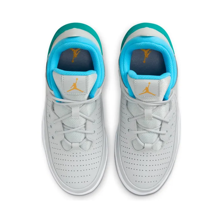 air-jordan-max-aura DZ4352-070
