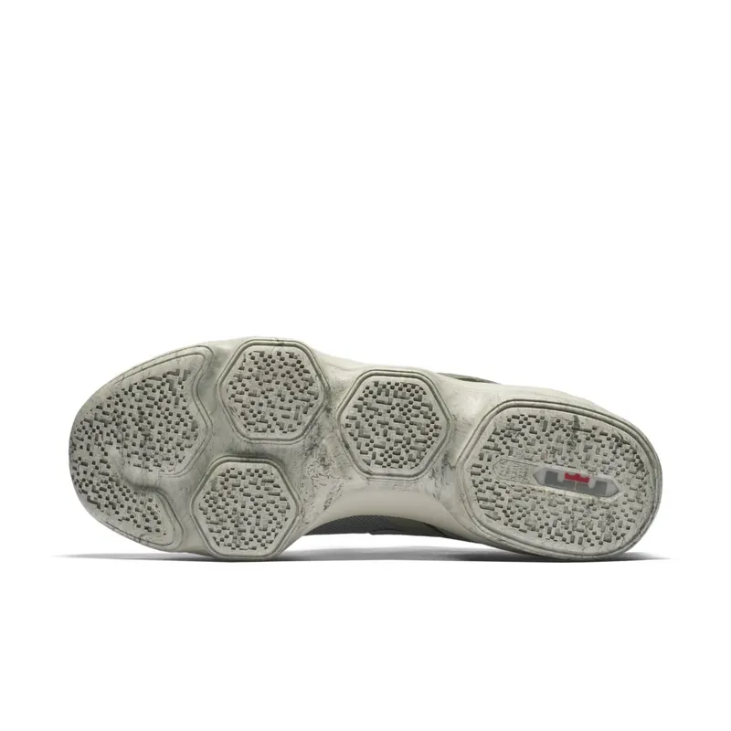 Nike Lebron Xiv Low Dark Stucco/Dark Stucco Dark Stucco/Dark Stucco (878636-003)