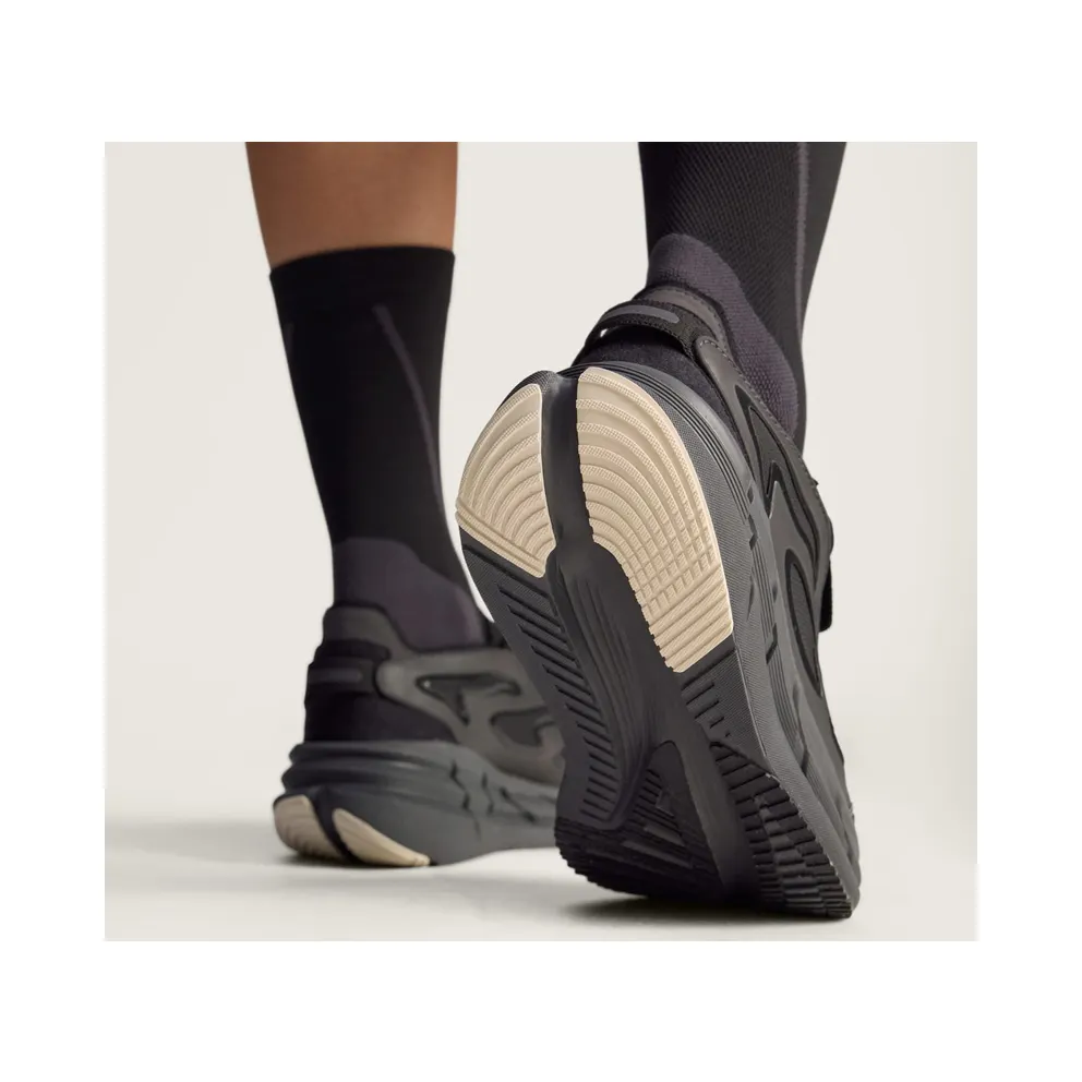 Adidas adidas by Stella McCartney Adistar Core Black / Utility Black / Almond Milk-Smc (JR3290)