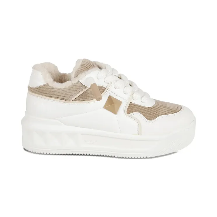 Valentino Garavani mit Rockstud-Nieten “White” (WS0FQ4IIG)