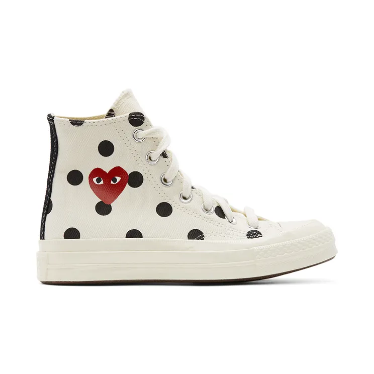 Comme des Garçons Play White Converse Edition Polka Dot Heart Chuck 70 High Sneakers (P1K115)
