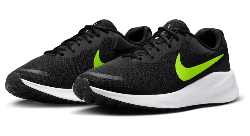 nike-revolution FB2207-010