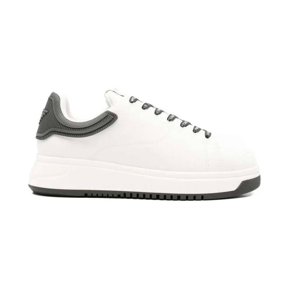 Emporio Armani with geribbelde afwerking – White (EM003663AF18212)