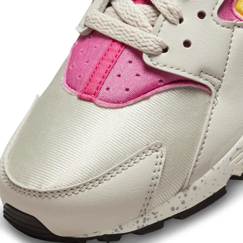 Grade School Nike Huarache Run “LIGHT PONE PINK” (654275-043)