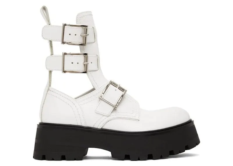 Alexander McQueen Buckle Fastening Ankle Boots White Black (700078WIC639359)