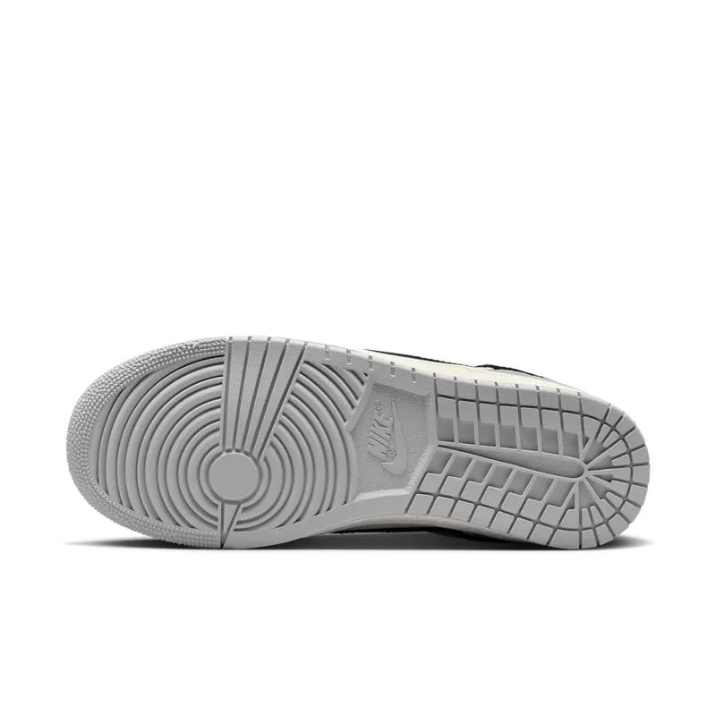 Air Jordan Skyline White (IQ0704-101)