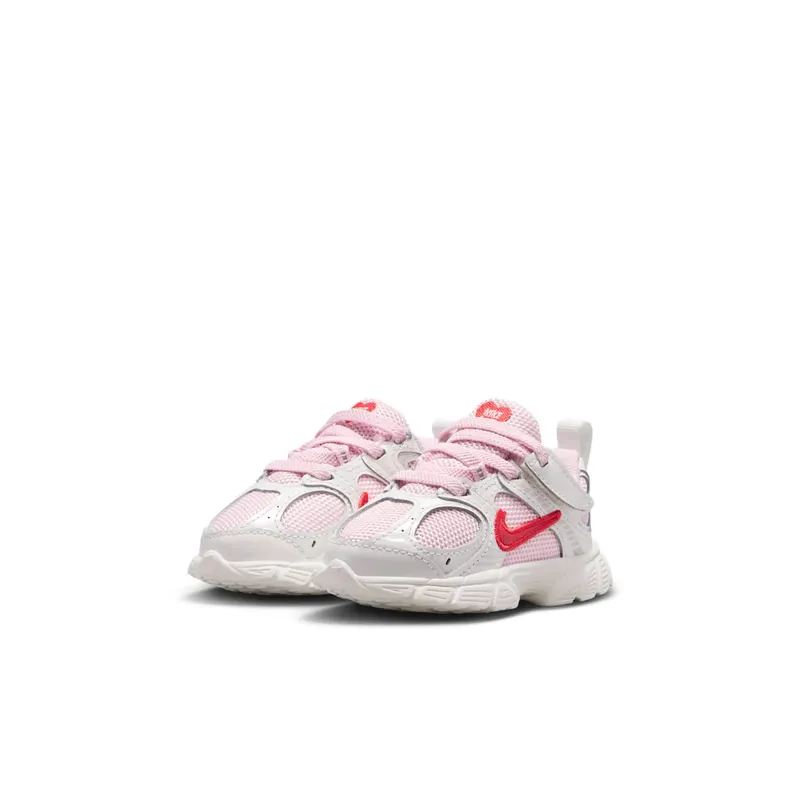 Nike V5 RNR TD “Valentine’s Day (2026)” (IQ6637-121)